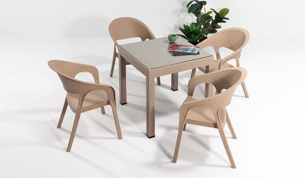 Garden 4 Kişilik Camlı Masa Takımı Kahve