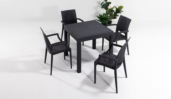 Rattan Kollu Masa Takımı Beyaz